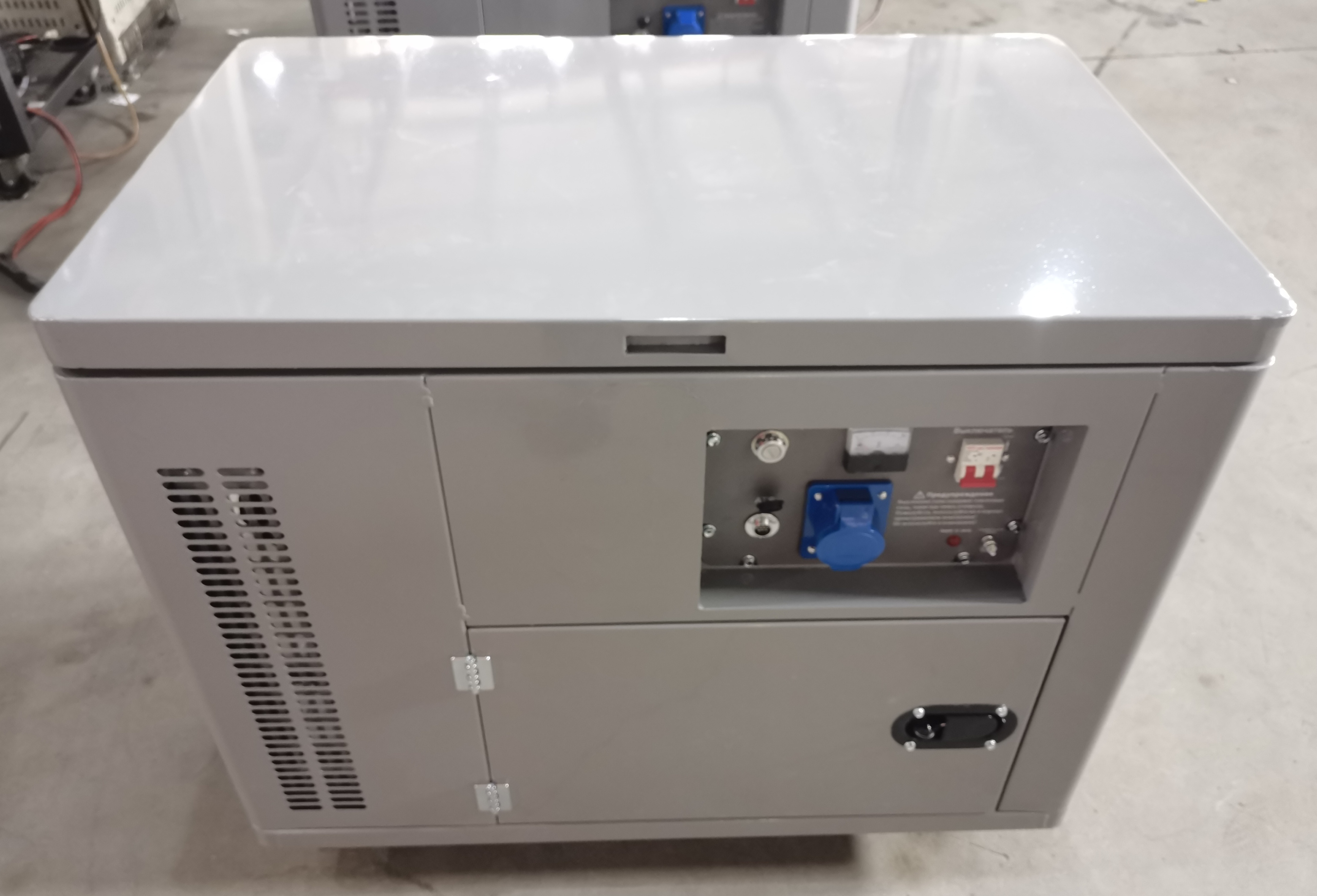 Дизель генератор Амперос LDG 10000S