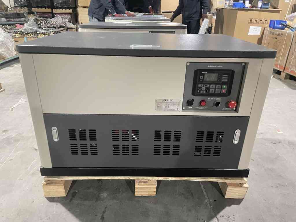 Бензиновый генератор Амперос LT25000S-3