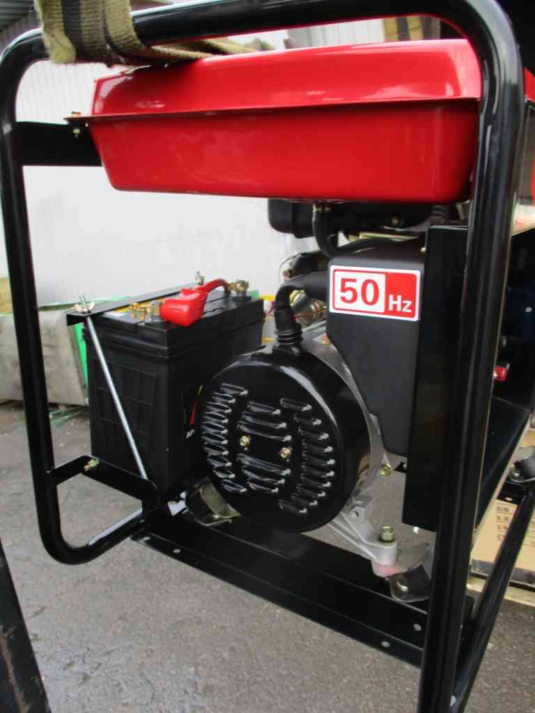 Дизельный генератор Амперос LDG7500СLE