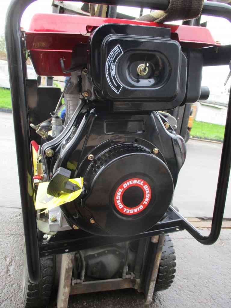 Дизельный генератор Амперос LDG5000СL